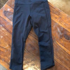 Lululemon high rise crop pants
